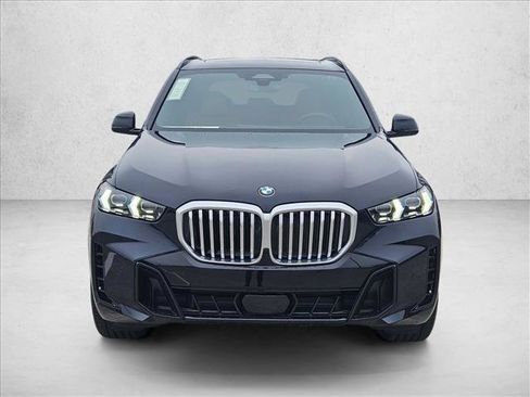 Used 2026 BMW X5 xDrive40i w/ M Sport Package AWD/4WD image 2