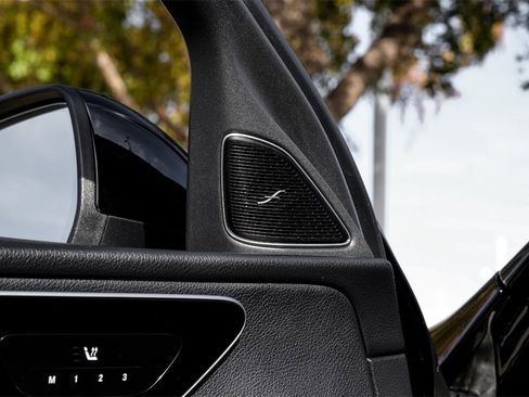 Used 2022 Mercedes-Benz C 300 Sedan w/ Exclusive Trim Package image 44