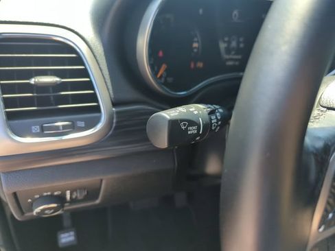 Used 2020 Jeep Grand Cherokee Laredo RWD image 20