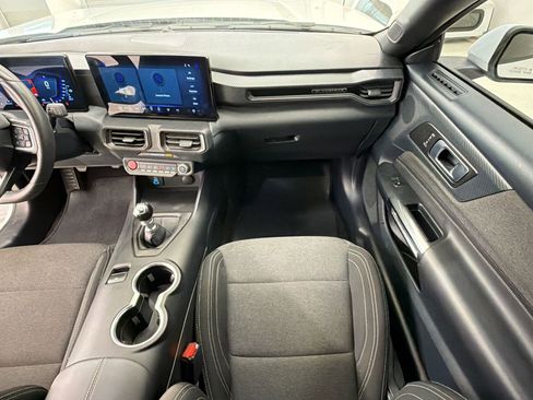 Used 2024 Ford Mustang GT RWD image 27