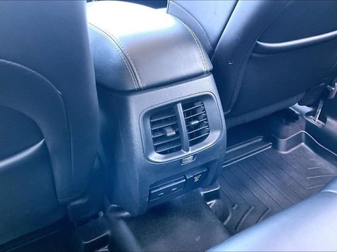 Used 2019 Jeep Cherokee Limited AWD/4WD image 24