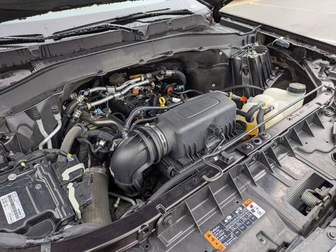 Certified 2022 Ford Explorer XLT w/ Equipment Group 202A image 44