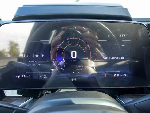 New 2026 Chevrolet Suburban Premier image 25