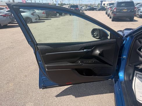 Used 2020 Toyota Camry SE w/ Audio Package AWD/4WD image 12