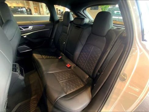 Certified 2025 Audi RS 6 performance w/ Executive Package image 18