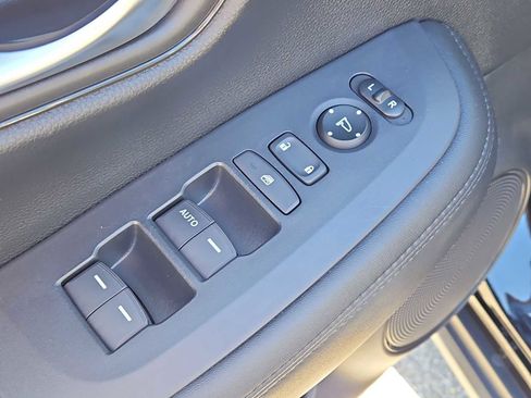 Certified 2023 Honda HR-V LX image 14