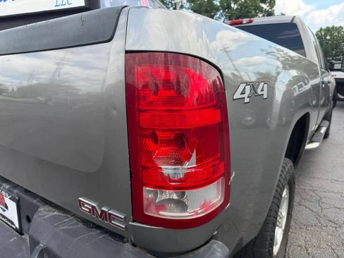Used 2008 GMC Sierra 3500 SLE w/ Convenience Package AWD/4WD image 70