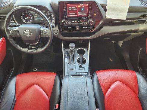 Used 2021 Toyota Highlander XSE image 26