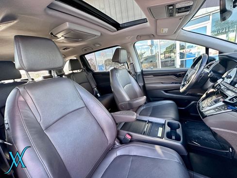 Used 2020 Honda Odyssey Elite image 19