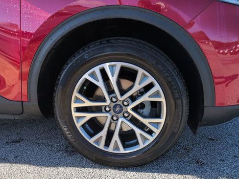 Used 2022 Ford Escape SEL w/ Technology Package image 12