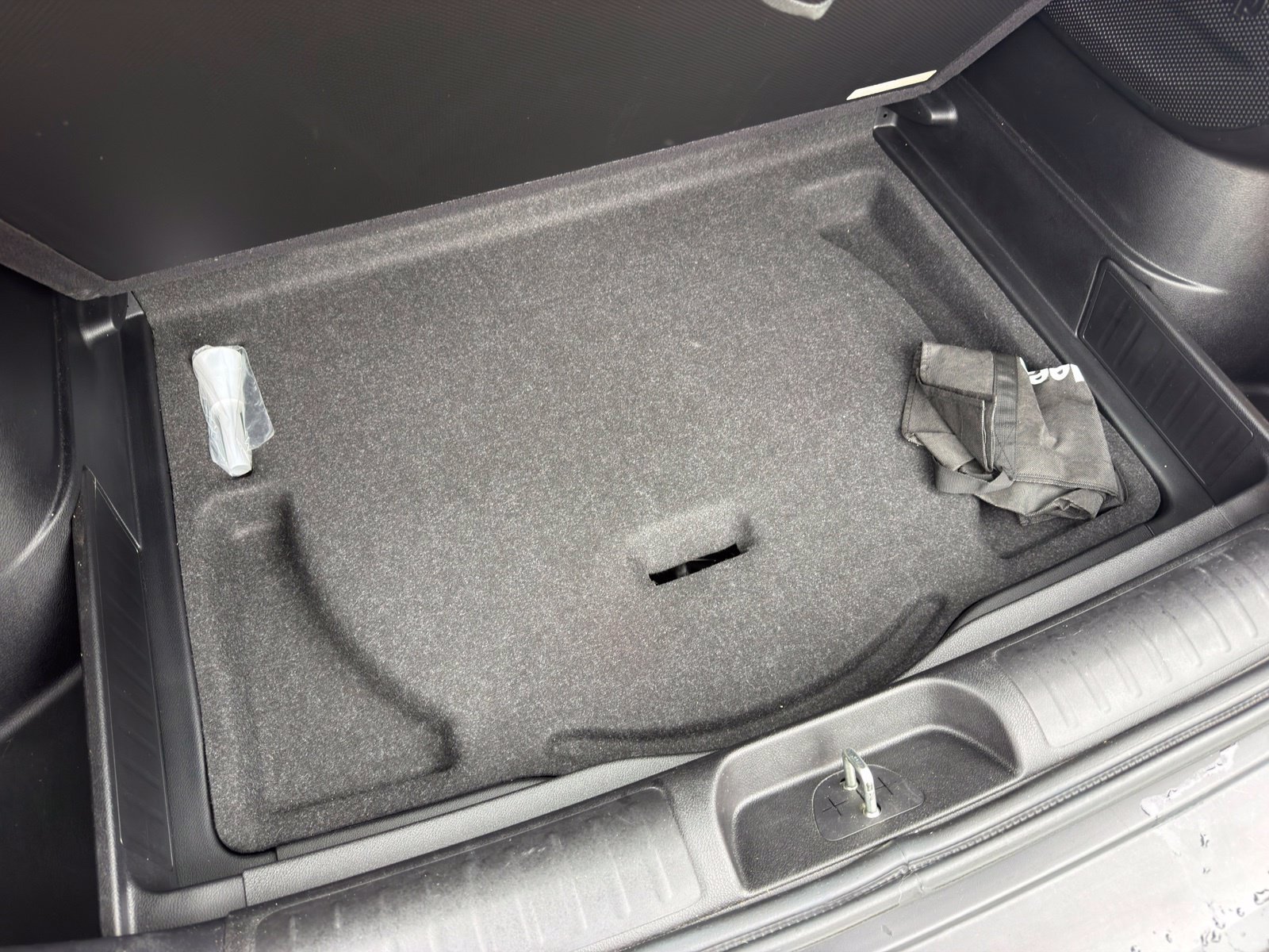 Used 2019 Jeep Cherokee Limited AWD/4WD image 33