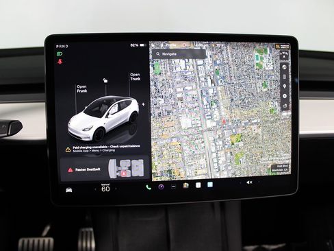 Used 2022 Tesla Model Y Performance AWD/4WD image 14
