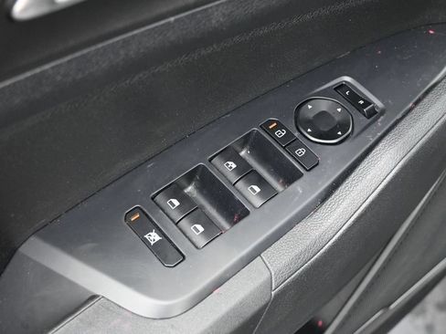 Used 2026 Kia Sportage LX AWD/4WD image 15