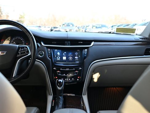 Used 2016 Cadillac XTS Luxury w/ Driver Awareness Package image 34