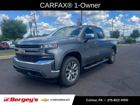 Used 2022 Chevrolet Silverado 1500 LT AWD/4WD image 3