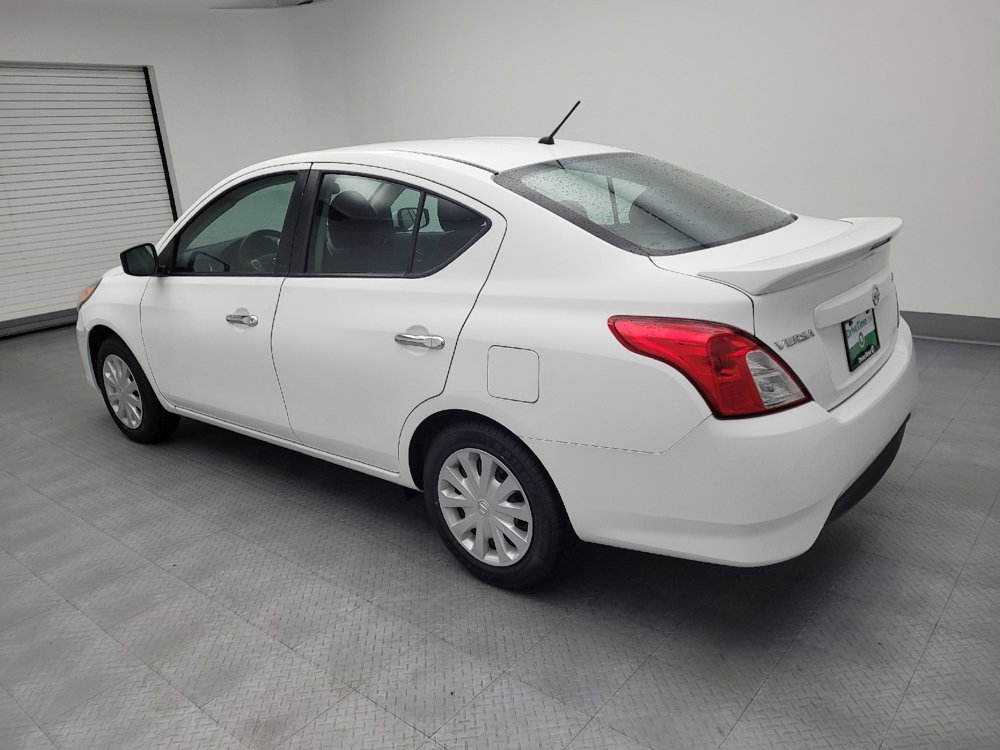 Used 2019 Nissan Versa SV FWD image 3