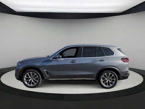 Used 2026 BMW X5 xDrive40i w/ Premium Package AWD/4WD image 5