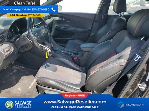 Used 2019 Hyundai Veloster Turbo FWD image 9