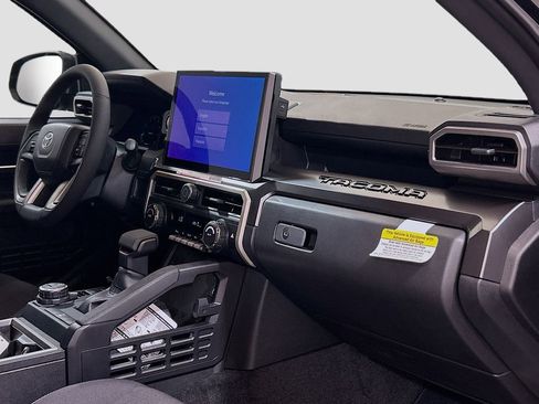 New 2026 Toyota Tacoma TRD Off-Road AWD/4WD image 24