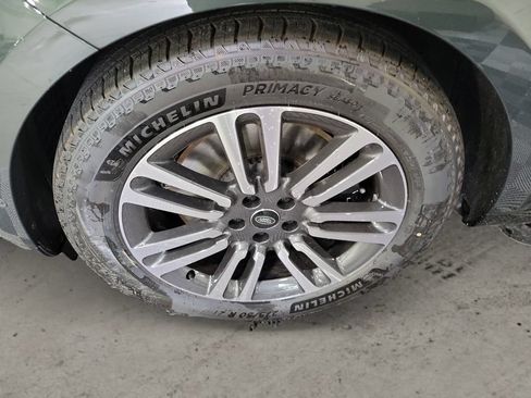 Used 2023 Land Rover Range Rover SE AWD/4WD image 9