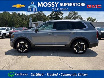 Used 2025 Kia Telluride S