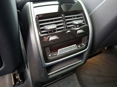 Used 2021 BMW X6 M w/ Competition Package image 11