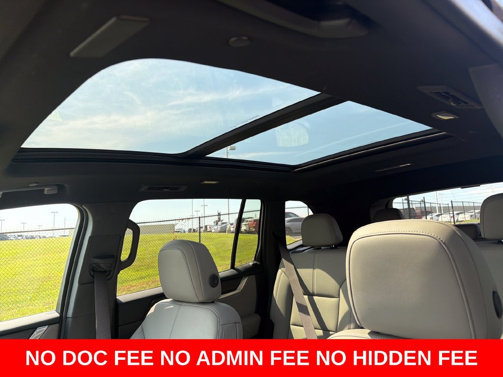 Used 2026 GMC Acadia Elevation w/ Elevation Premium Package FWD image 22