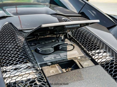 Used 2019 McLaren 570S Spider image 27