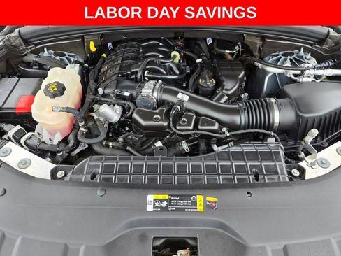 Used 2025 Jeep Grand Cherokee L Laredo RWD image 35