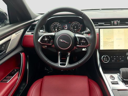 Used 2024 Jaguar XF R-Dynamic SE image 17