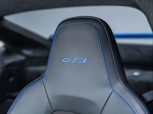 Used 2022 Porsche 911 GT3 image 18