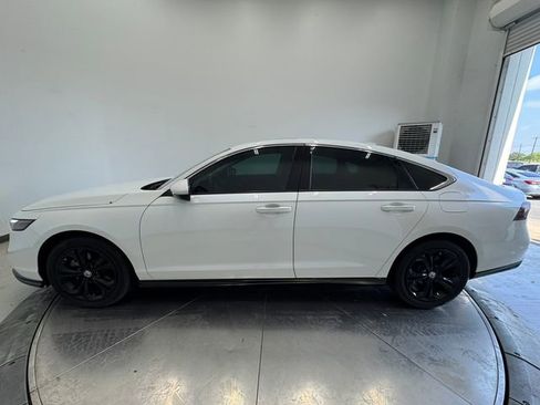 Used 2024 Honda Accord EX-L image 15