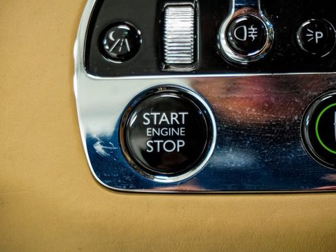 Used 2020 Rolls-Royce Cullinan image 29