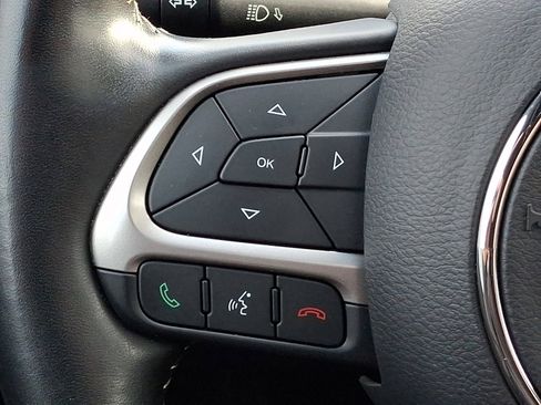 Used 2021 Jeep Compass Latitude w/ Sun and Sound Group AWD/4WD image 23