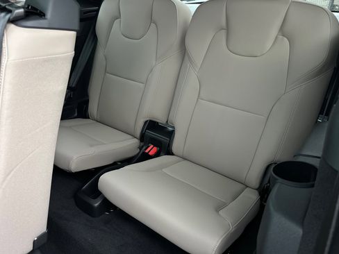 New 2026 Volvo XC90 B5 Plus AWD/4WD image 13