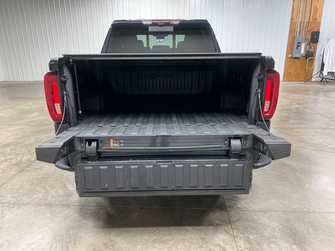 Certified 2022 GMC Sierra 1500 Denali w/ Technology Package AWD/4WD image 12