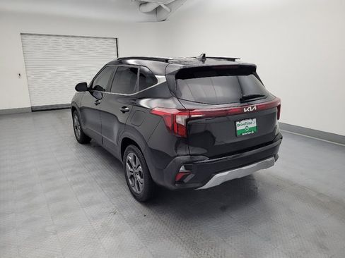 Used 2024 Kia Seltos S AWD/4WD image 5