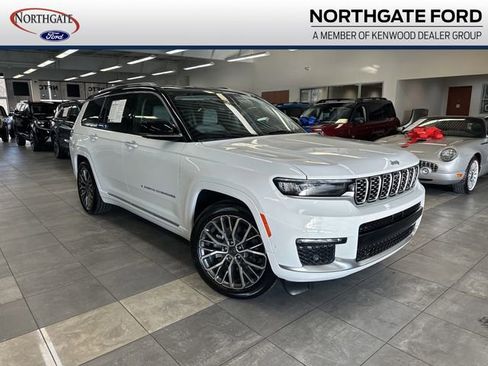 Used 2023 Jeep Grand Cherokee L Summit w/ Advanced Protech Group IV AWD/4WD image 1