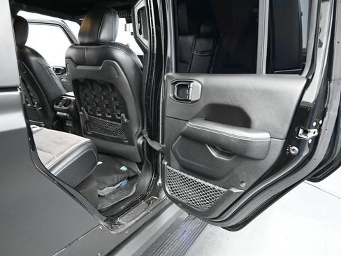 Used 2020 Jeep Gladiator Rubicon image 24