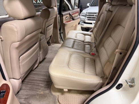 Used 2001 Lexus LX 470 4WD image 28