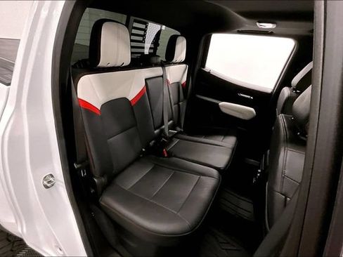 Used 2024 GMC Canyon AT4X AWD/4WD image 26