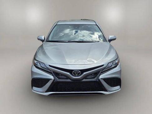 Used 2024 Toyota Camry XSE FWD image 2