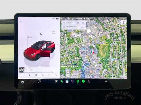 Used 2022 Tesla Model Y Performance AWD/4WD image 19