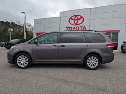 Used 2013 Toyota Sienna XLE