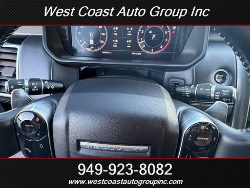 Used 2020 Land Rover Discovery HSE image 29