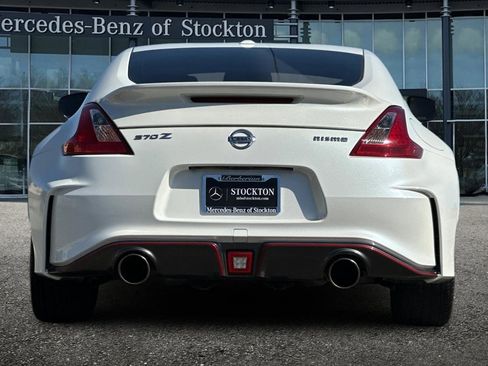 Used 2016 Nissan 370Z NISMO image 5