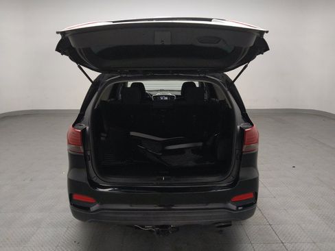 Used 2019 Kia Sorento FWD image 29