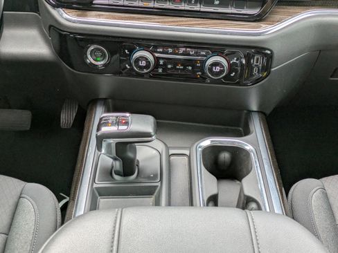 Used 2023 Chevrolet Silverado 1500 LT image 17