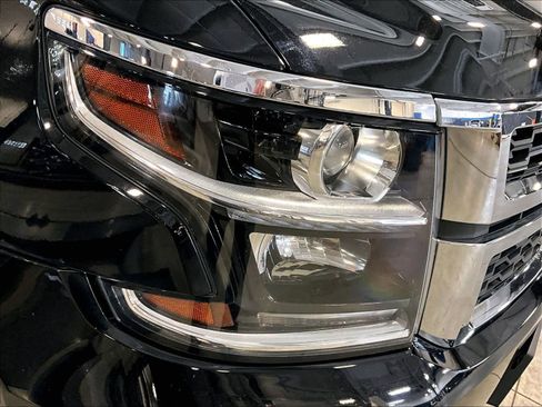 Used 2020 Chevrolet Tahoe LT AWD/4WD image 34