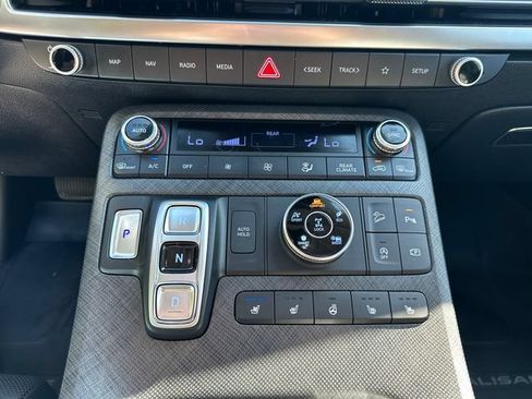 Used 2023 Hyundai Palisade Limited AWD/4WD image 35